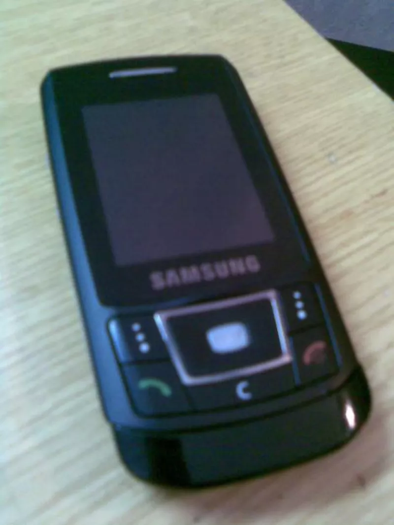 Продам Samsung SGH-D900i   2