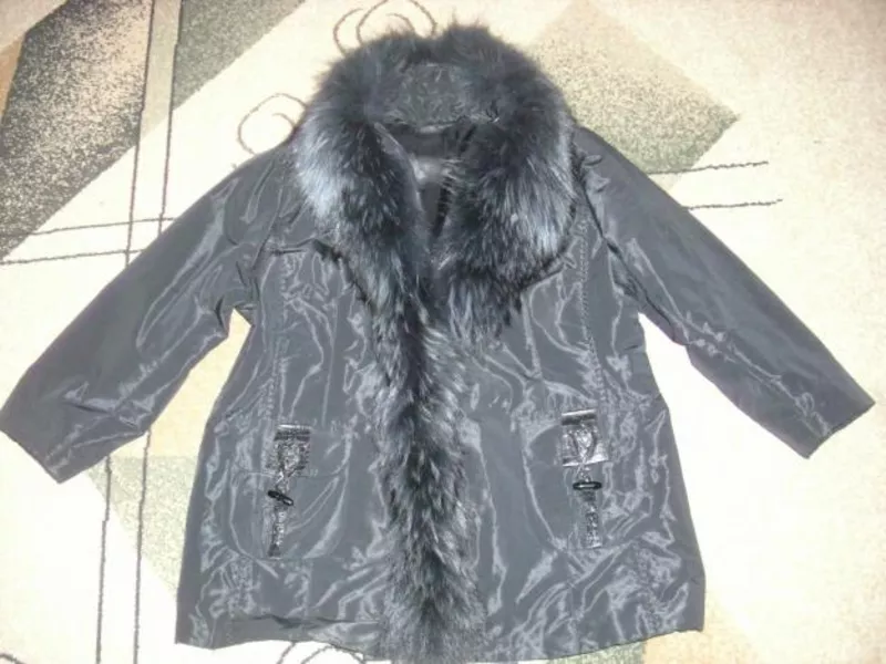 Продам куртку женскую осень/зим
